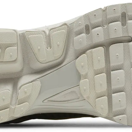 AIR ZOOM VOMERO 5 NEUTRAL OLIVE