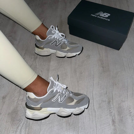 9060 SLATE GREY TIMBERWOLF