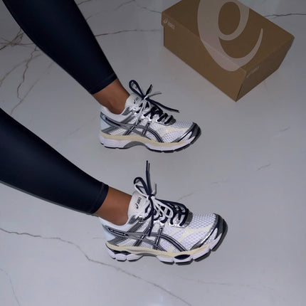 GEL-CUMULUS 16 White Black