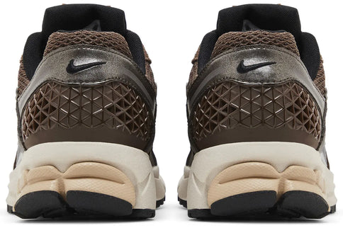 AIR ZOOM VOMERO 5 BAROQUE BROWN