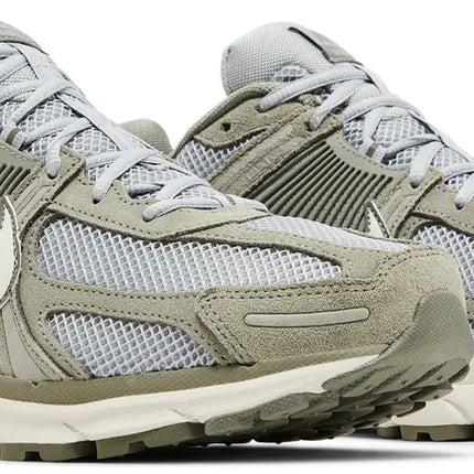AIR ZOOM VOMERO 5 DARK STUCCO