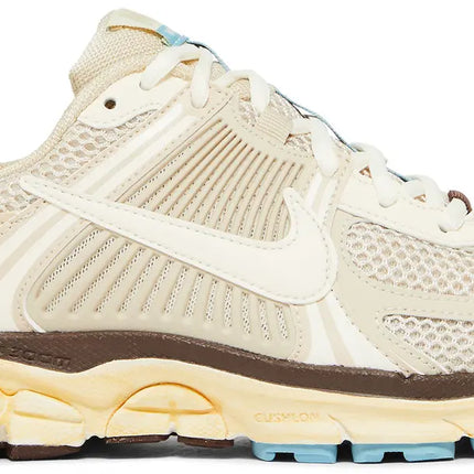 AIR ZOOM VOMERO 5 OATMEAL