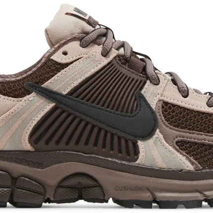 AIR ZOOM VOMERO 5 PLUM ECLIPSE