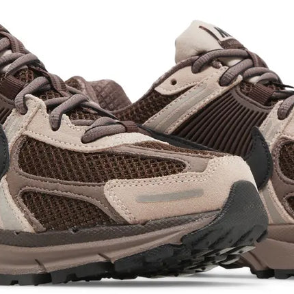 AIR ZOOM VOMERO 5 PLUM ECLIPSE
