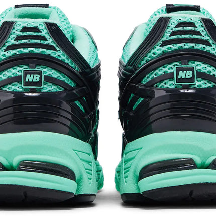 1906R MINT GREEN BLACK