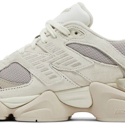 9060 GREY MOONBEAM