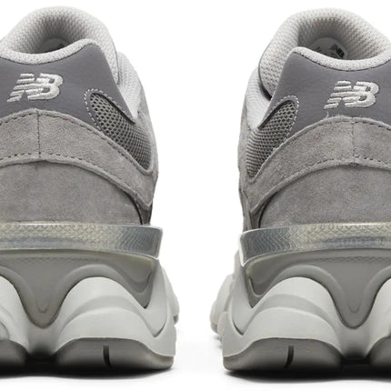 9060 SHADOW GREY