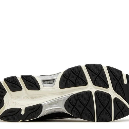 Gel-NYC Black Ivory Grey