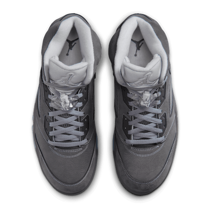 Light Graphite and Wolf Grey