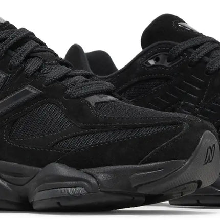 9060 TRIPLE BLACK