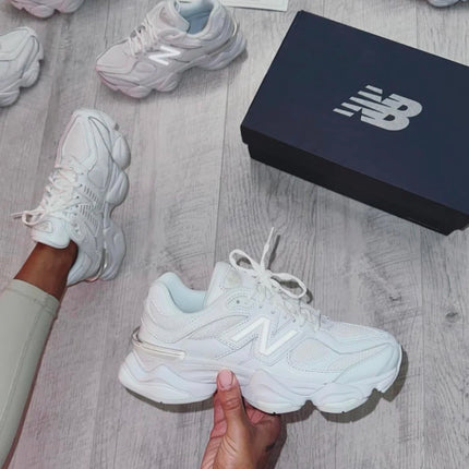 9060 TRIPLE WHITE