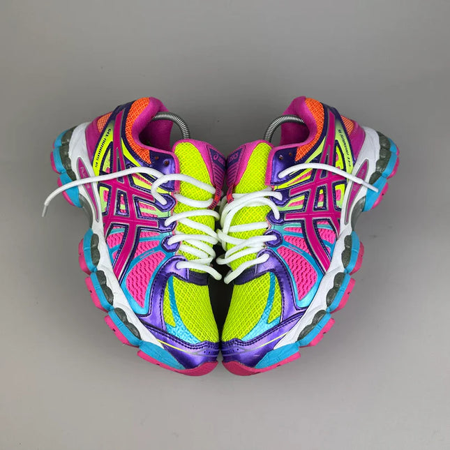 GEL NIMBUS 16