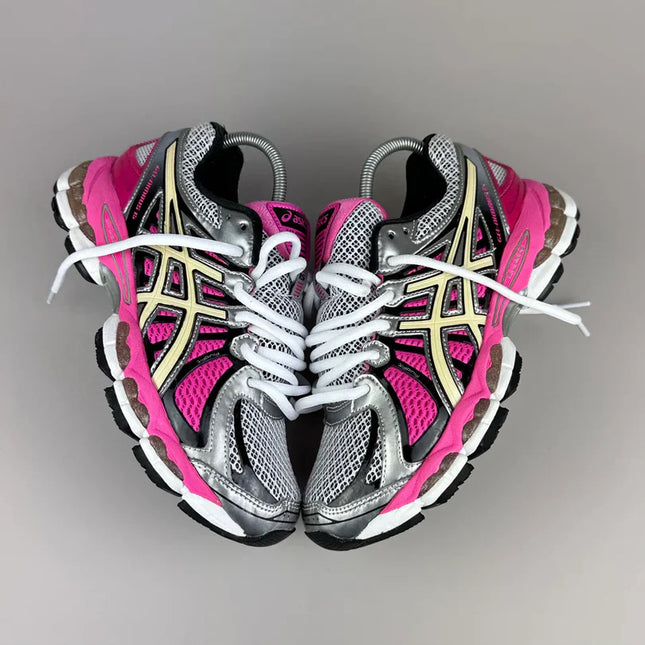 GEL NIMBUS 15