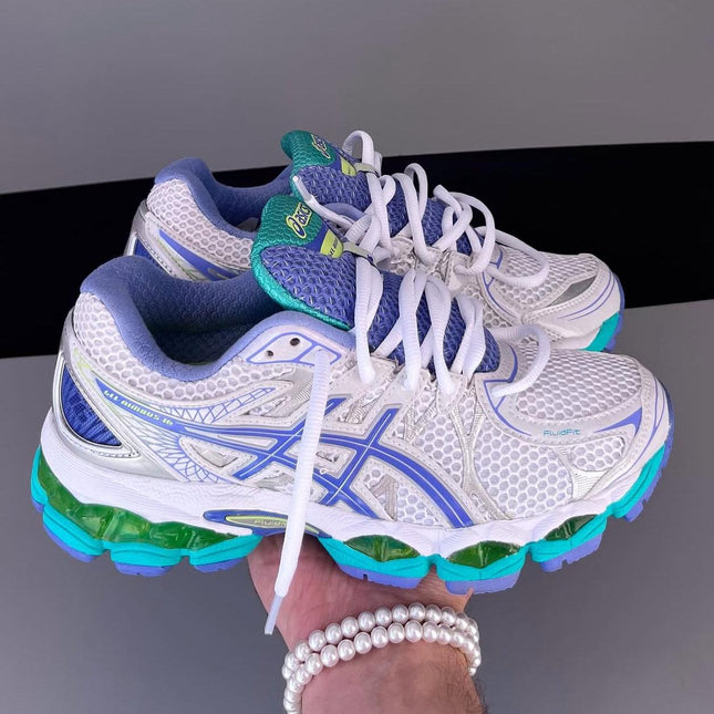 GEL CUMULUS 16