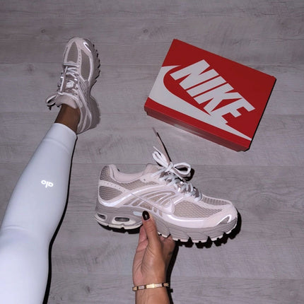 AIR MAX MOTO 2K MALT