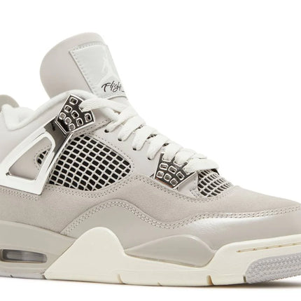 Air Jordan 4 Retro Frozen Moments